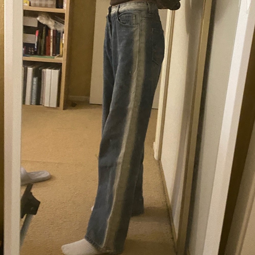 Two tone baggy jeans